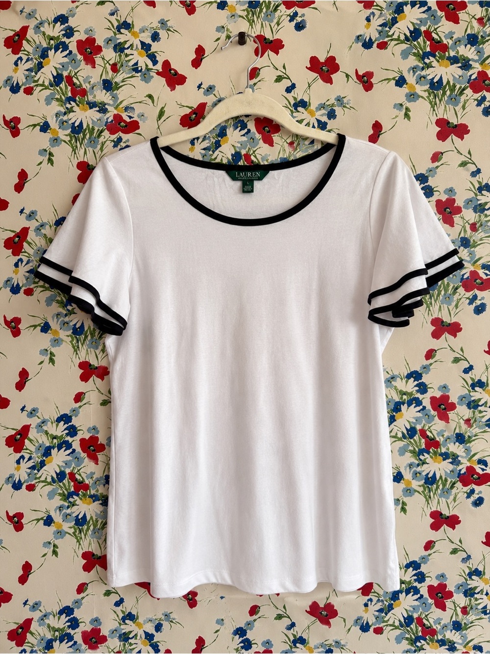 lauren ralph lauren white black contrast trim flutter sleeve tee large preppy